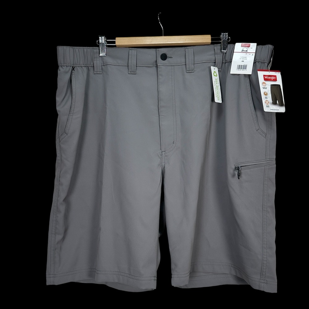 Wrangler Performance Relaxed Fit Shorts Grey 44 UPF 50 Flex Waistband 10" Inseam